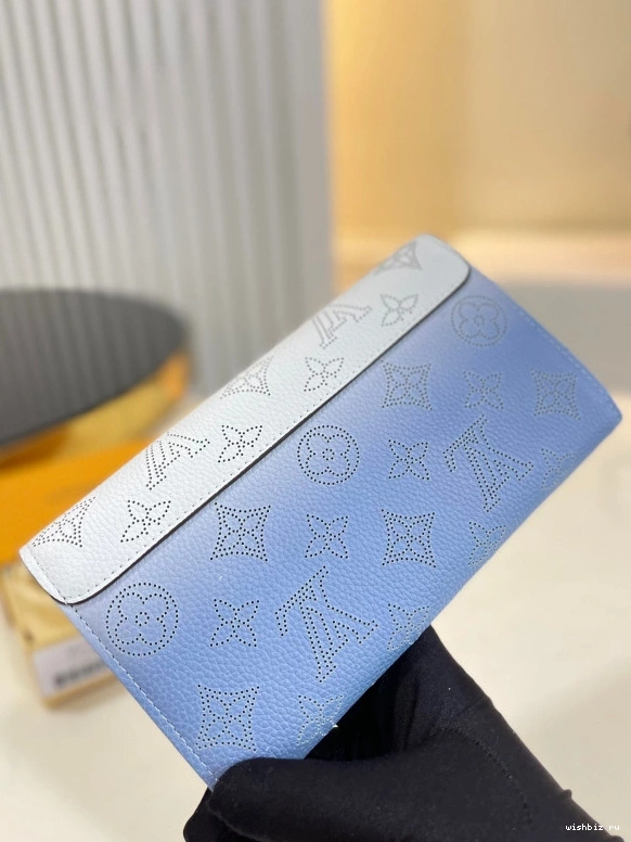 WIS VUITTON WALLET LOUIS IRIS 0128